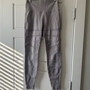 Lululemon Gray Mesh Bandaged Leggings - 8